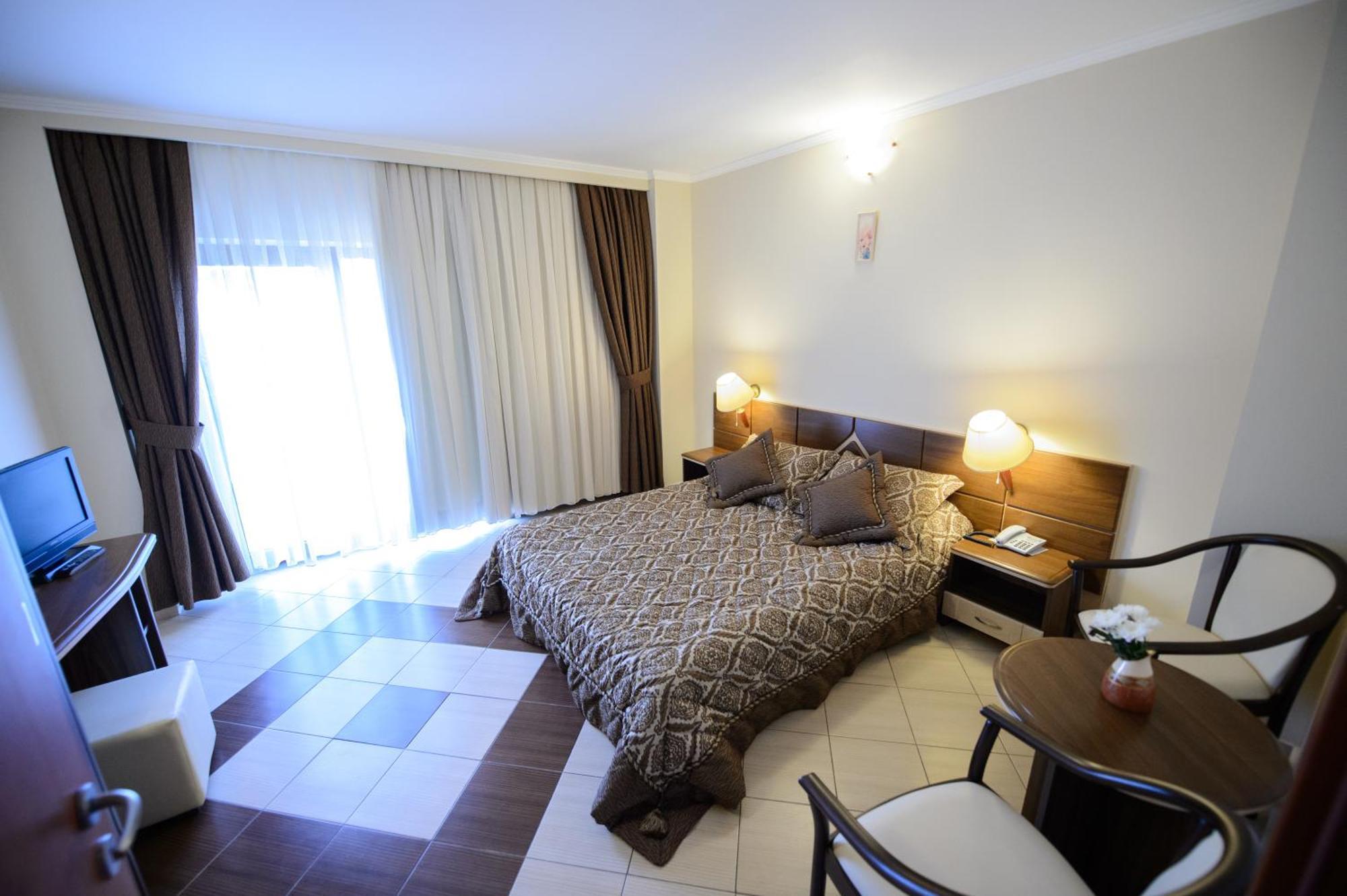 Holiday Olimp Hotel Room photo